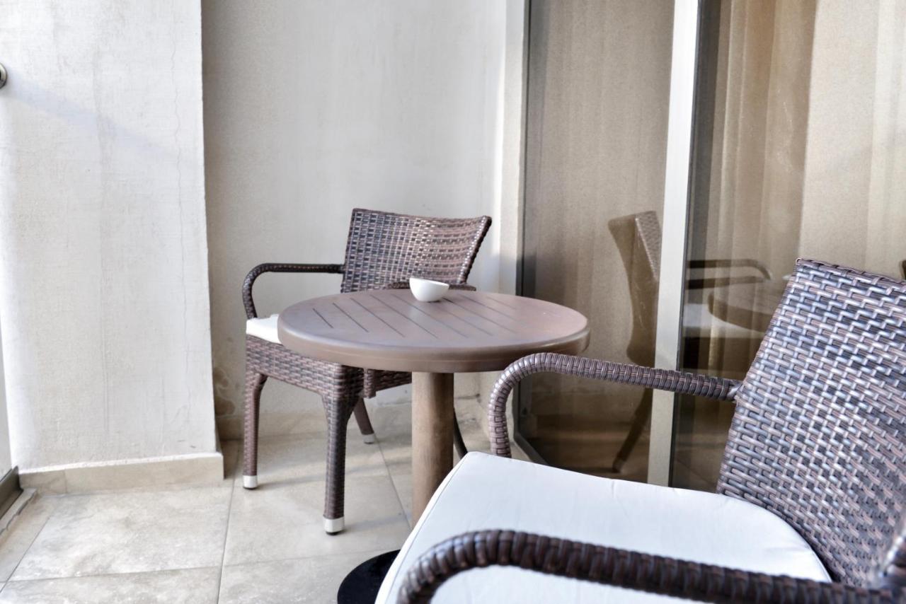 Colosseum Marina Hotel Batumi Kültér fotó