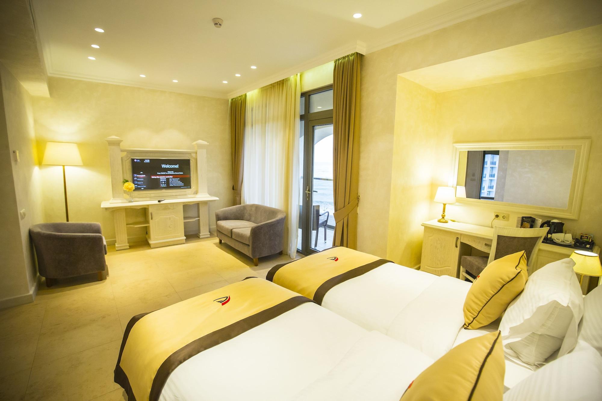Colosseum Marina Hotel Batumi Kültér fotó