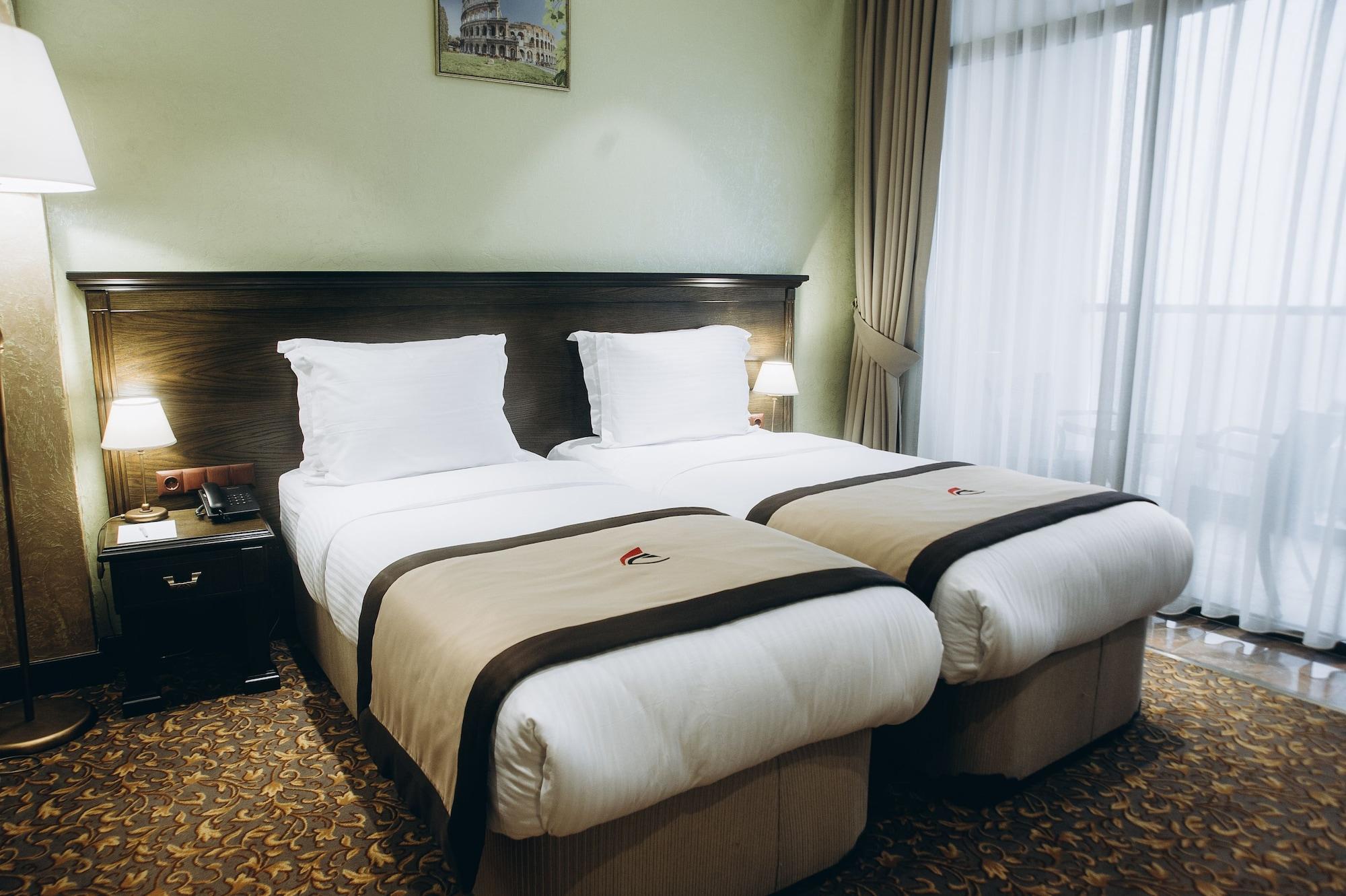 Colosseum Marina Hotel Batumi Kültér fotó
