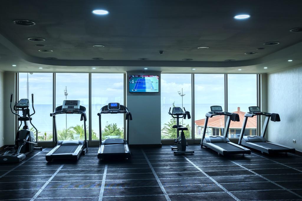 Colosseum Marina Hotel Batumi Kültér fotó
