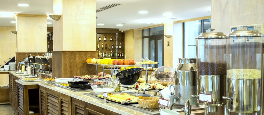 Colosseum Marina Hotel Batumi Kültér fotó