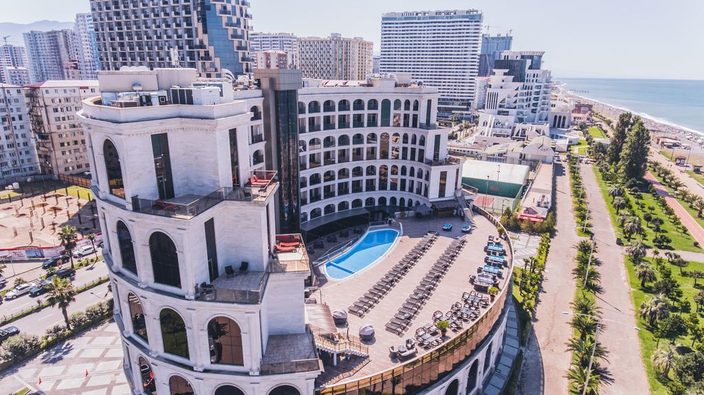 Colosseum Marina Hotel Batumi Kültér fotó