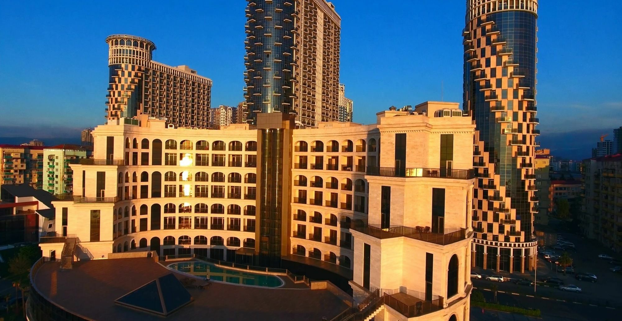 Colosseum Marina Hotel Batumi Kültér fotó